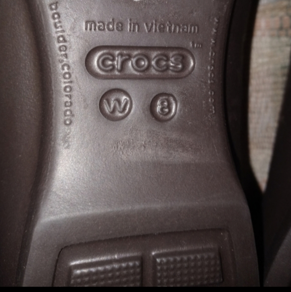 🆕Crocs | Gianna Flats in Brown Womens Size 8 Slip On Shoes Comfort Rubber Shoes - Picture 7 of 8